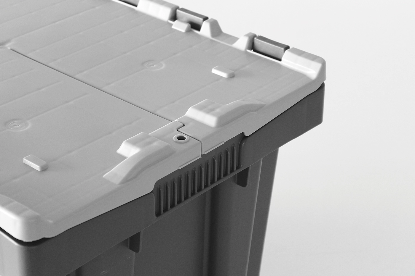 Delivery box made with plastic